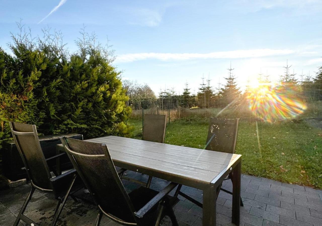 Greenhouse Living Apartment Nivis Mit Garten - 4 Minuten Nach Winterberg - Wandern, Mountainbike Fahren - Natur Geniessen Медебах Екстер'єр фото